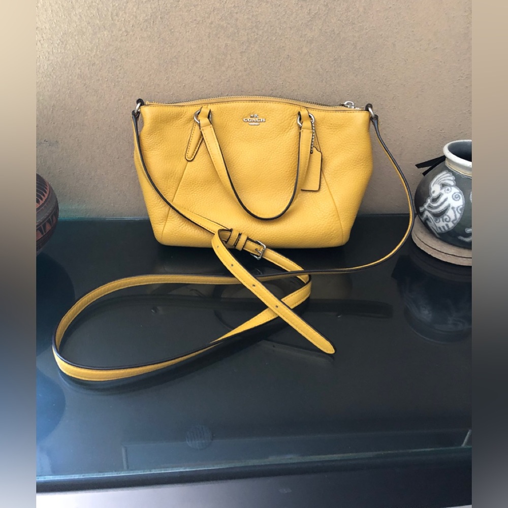 COACH Crossbody purse